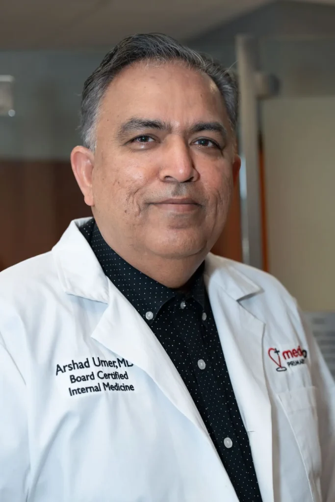 Portrait of Dr. Arshad Umer, board-certified internal medicine physician at Medistop Primary Care.